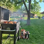 לינה וארוחת בוקר Laudach וורכדורף