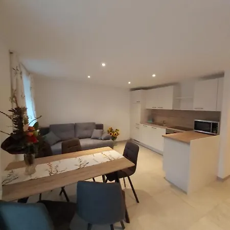 Laudach ベッド・アンド・ブレックファスト フォルヒドルフ